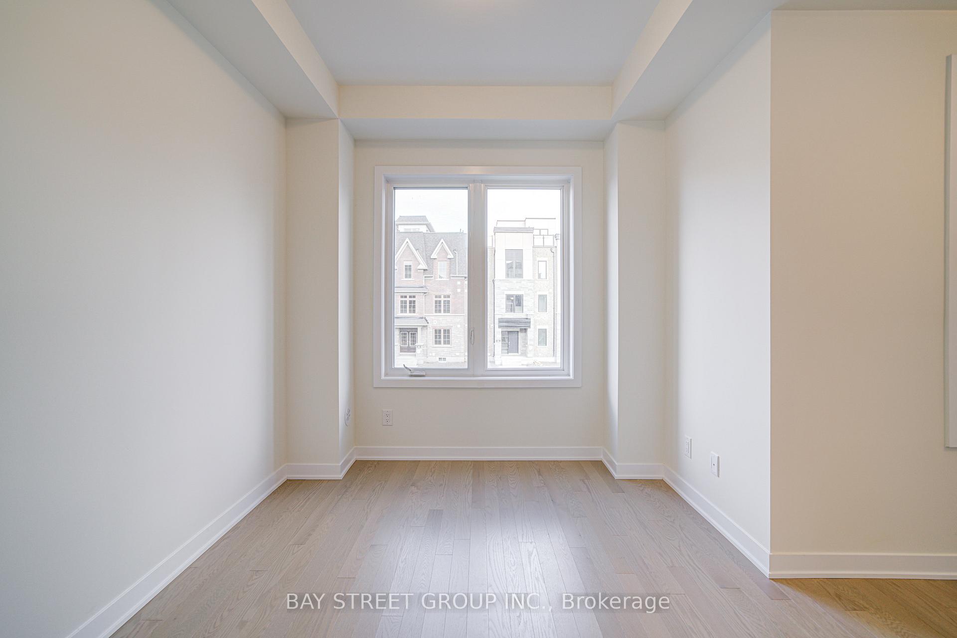 Photo 21 of 61 York Downs Boulevard, Markham, Angus Glen — HOMEH