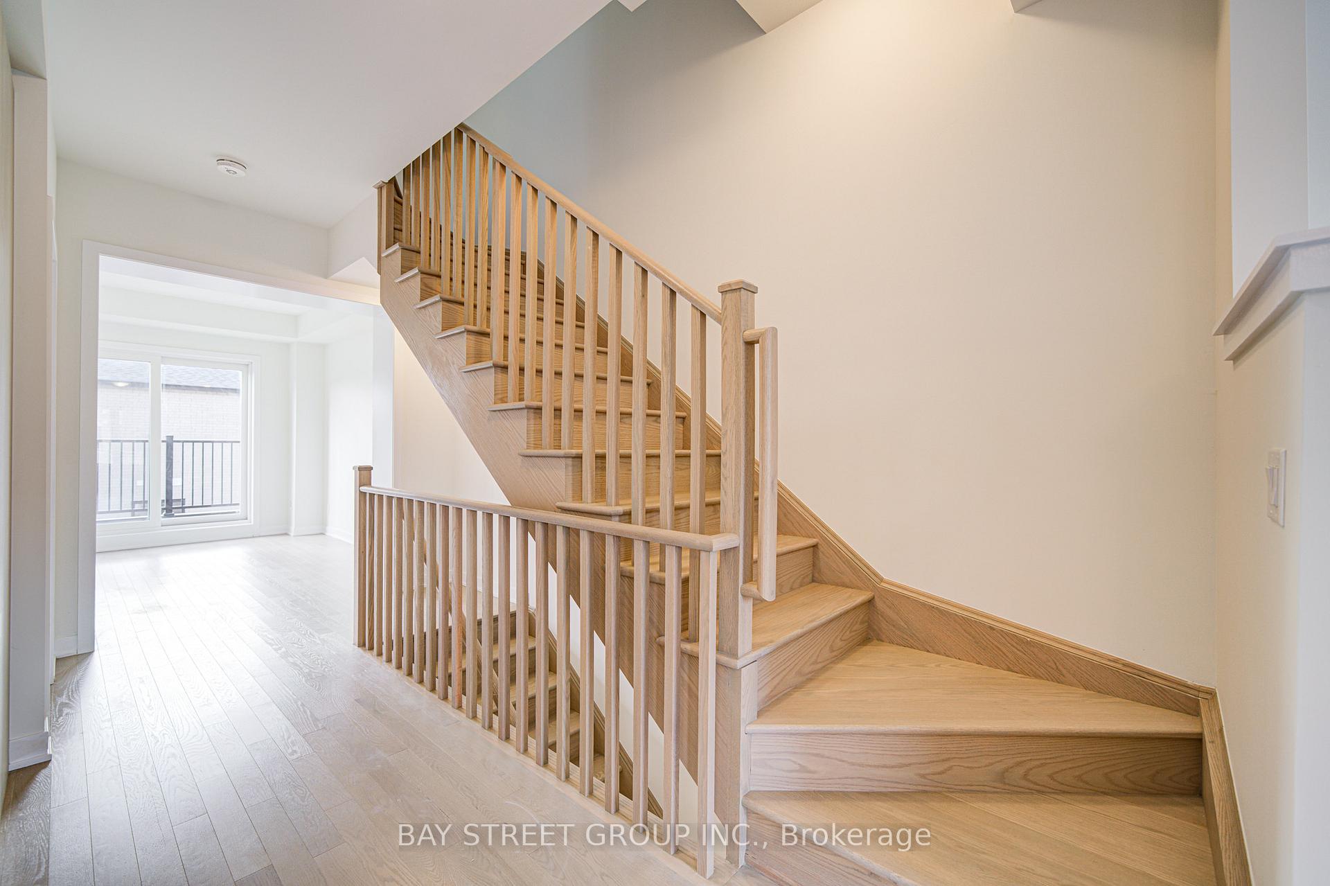 Photo 22 of 61 York Downs Boulevard, Markham, Angus Glen — HOMEH