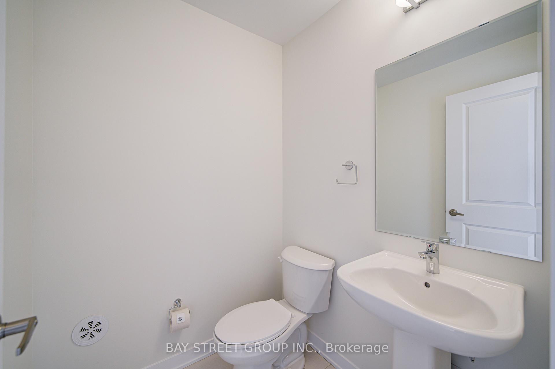Photo 25 of 61 York Downs Boulevard, Markham, Angus Glen — HOMEH