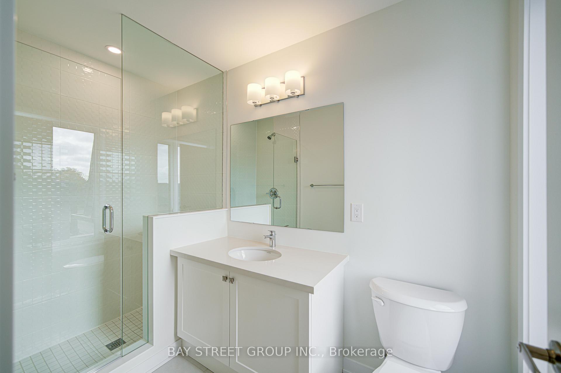Photo 33 of 61 York Downs Boulevard, Markham, Angus Glen — HOMEH