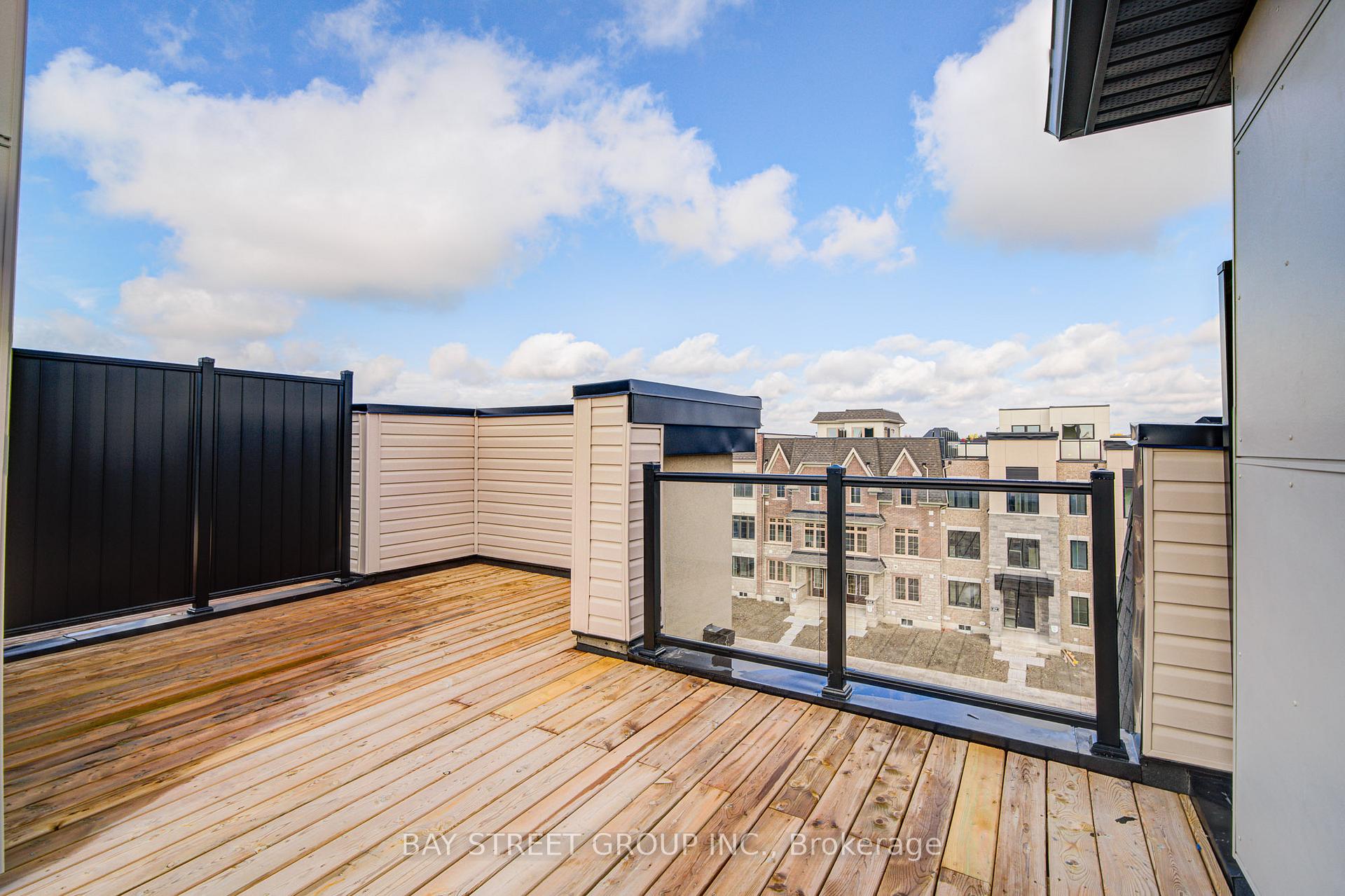 Photo 38 of 61 York Downs Boulevard, Markham, Angus Glen — HOMEH