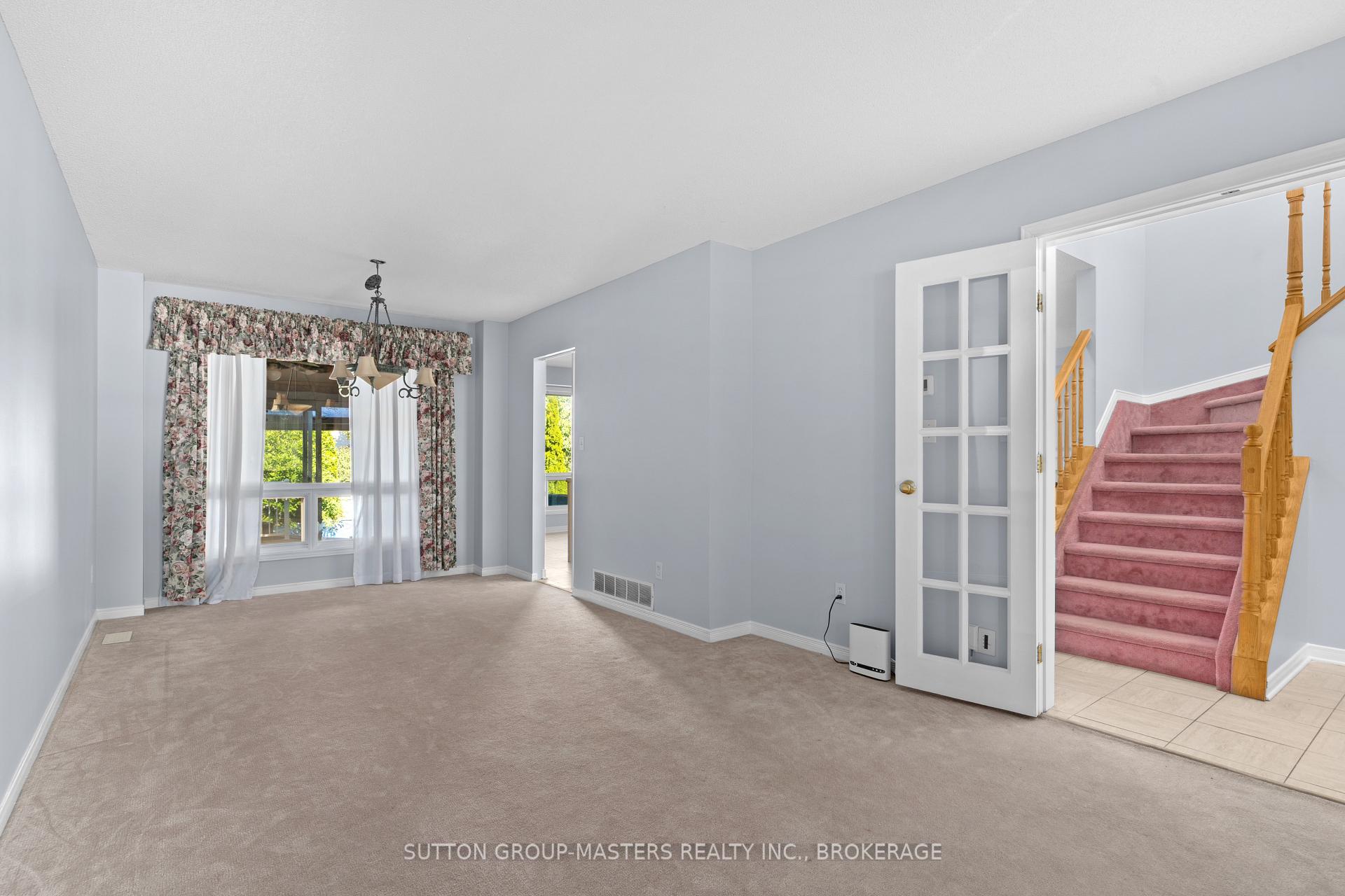 Photo 17 of 514 Barnsley Crescent, Kingston, City Southwest — HOMEH