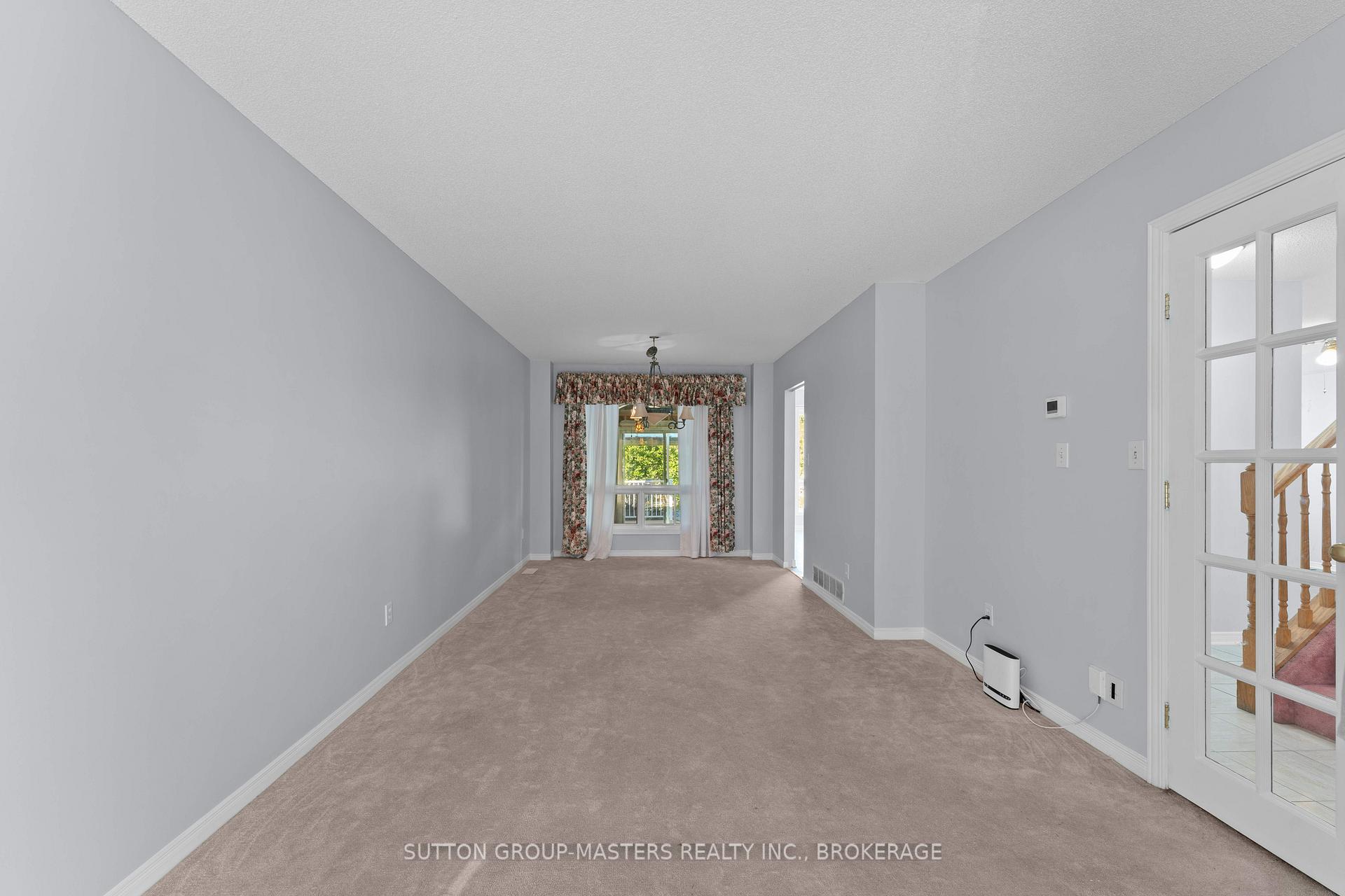Photo 18 of 514 Barnsley Crescent, Kingston, City Southwest — HOMEH