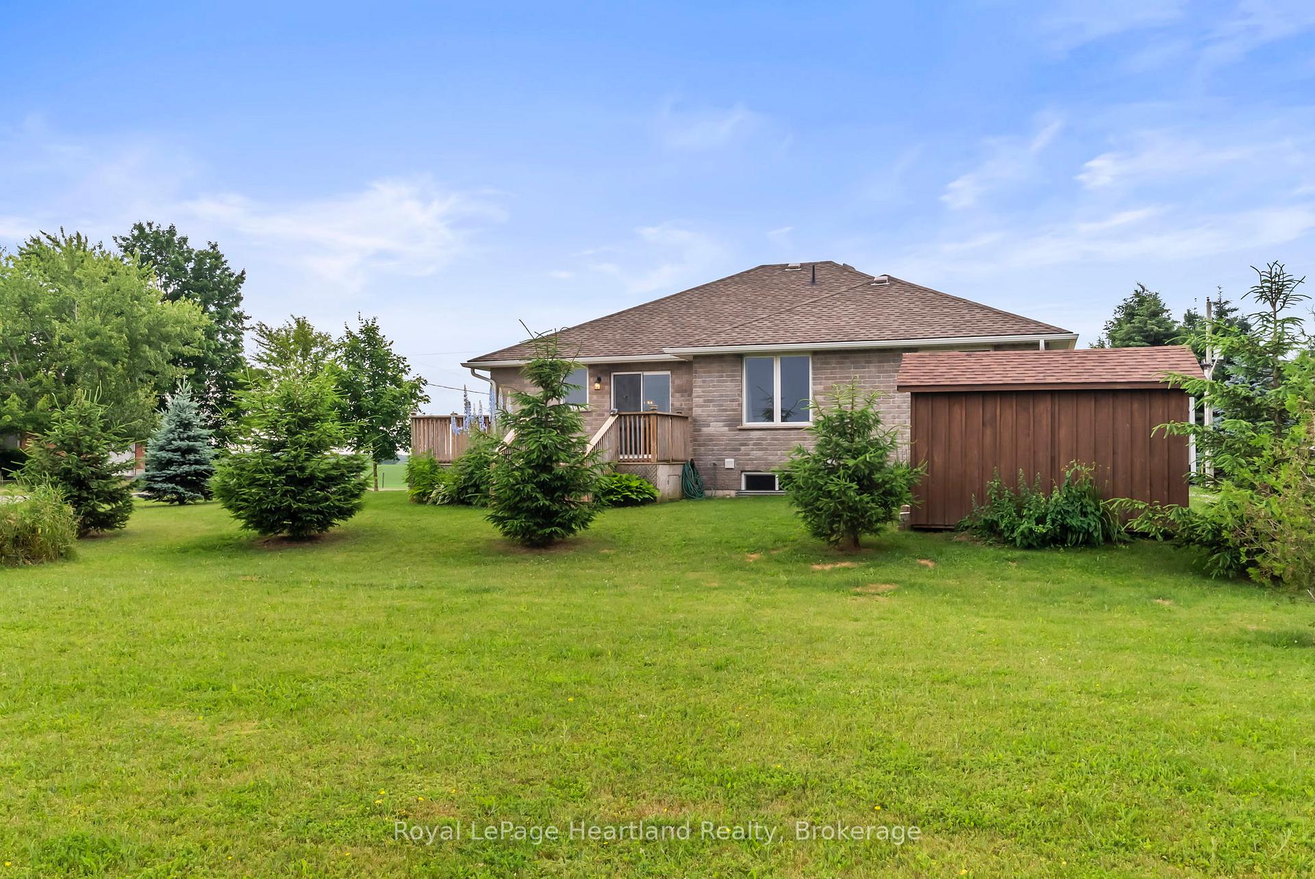 Photo 29 of 39 Minto Street S, Minto — HOMEH