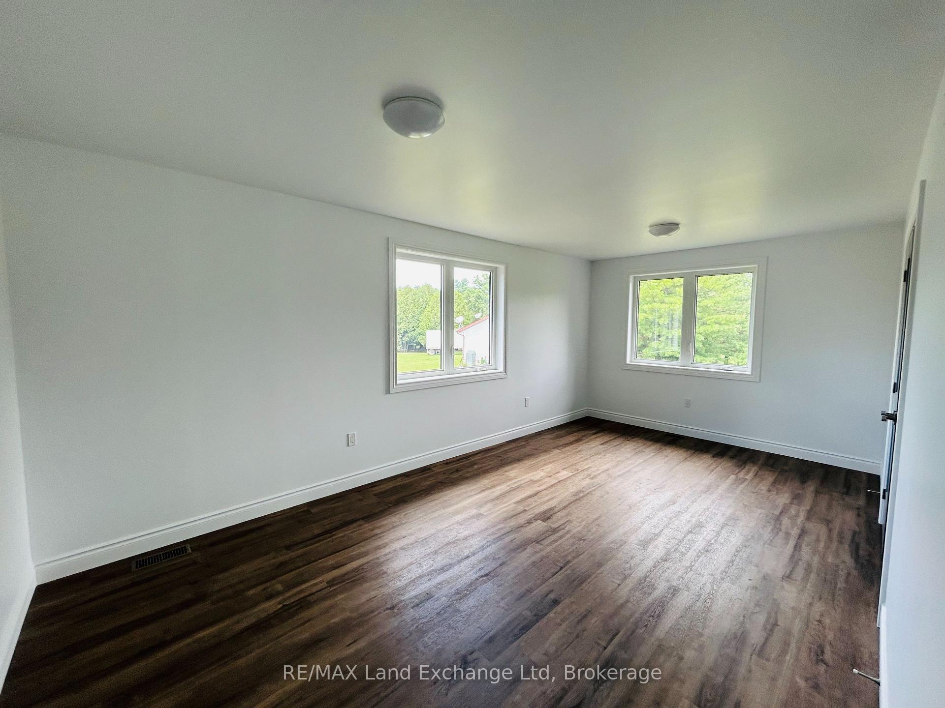 Photo 13 of 6450 Given Road, Minto — HOMEH