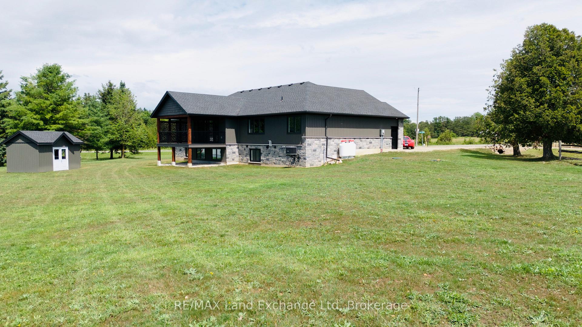 Photo 35 of 6450 Given Road, Minto — HOMEH