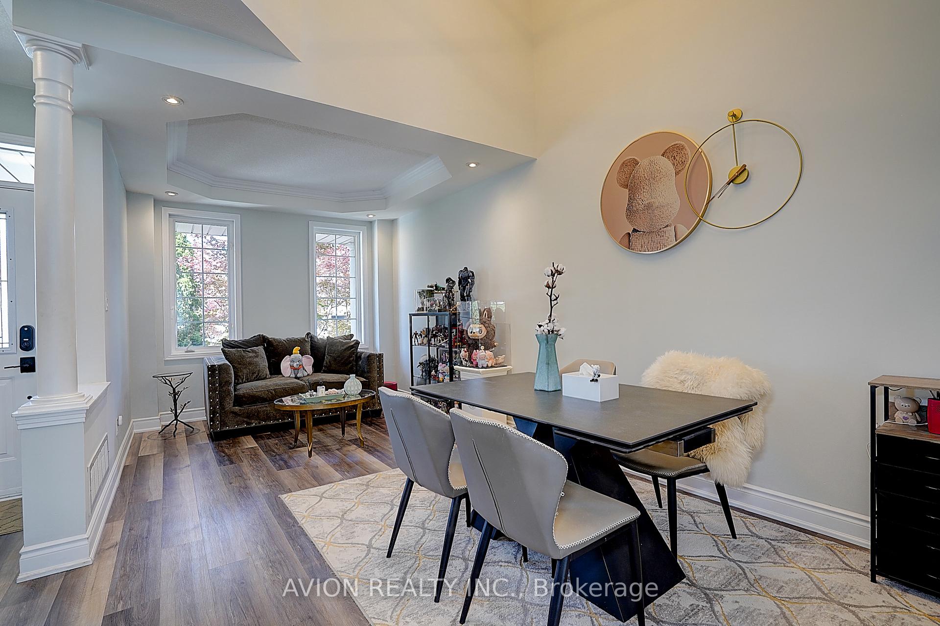 Photo 2 of 67 Oakford Drive, Markham, Cachet — HOMEH