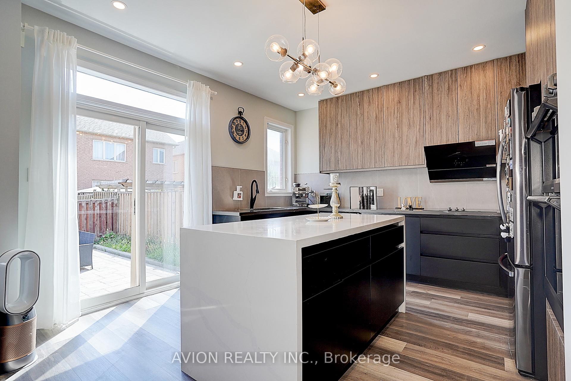 Photo 15 of 67 Oakford Drive, Markham, Cachet — HOMEH