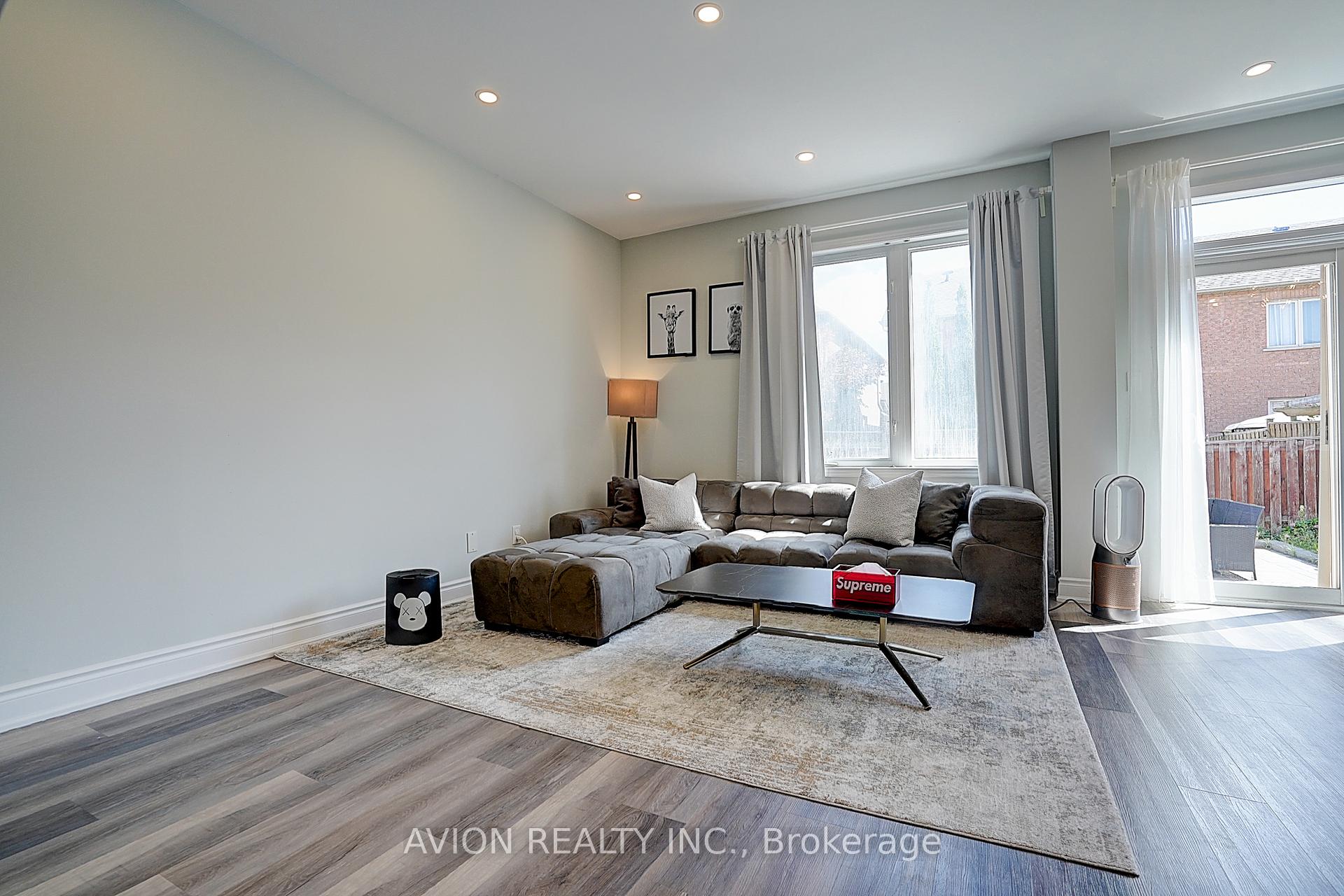 Photo 19 of 67 Oakford Drive, Markham, Cachet — HOMEH
