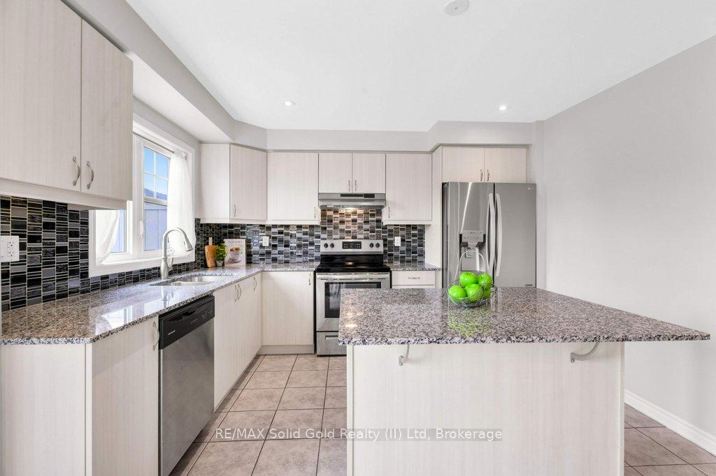 Photo 9 of 133 Ludolph Street, Kitchener, Rosenburg — HOMEH
