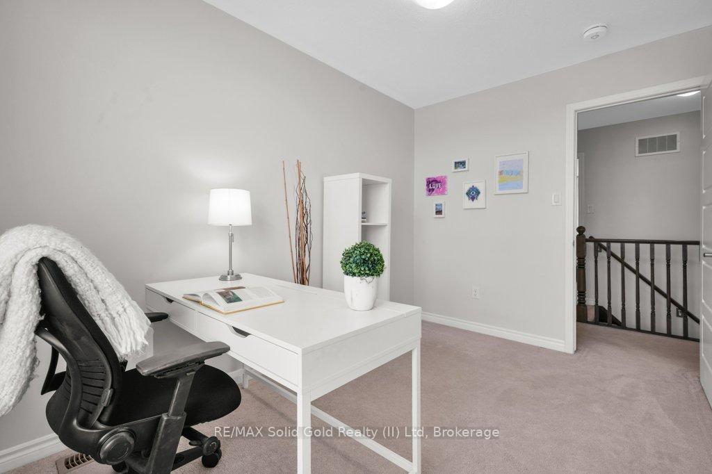 Photo 15 of 133 Ludolph Street, Kitchener, Rosenburg — HOMEH