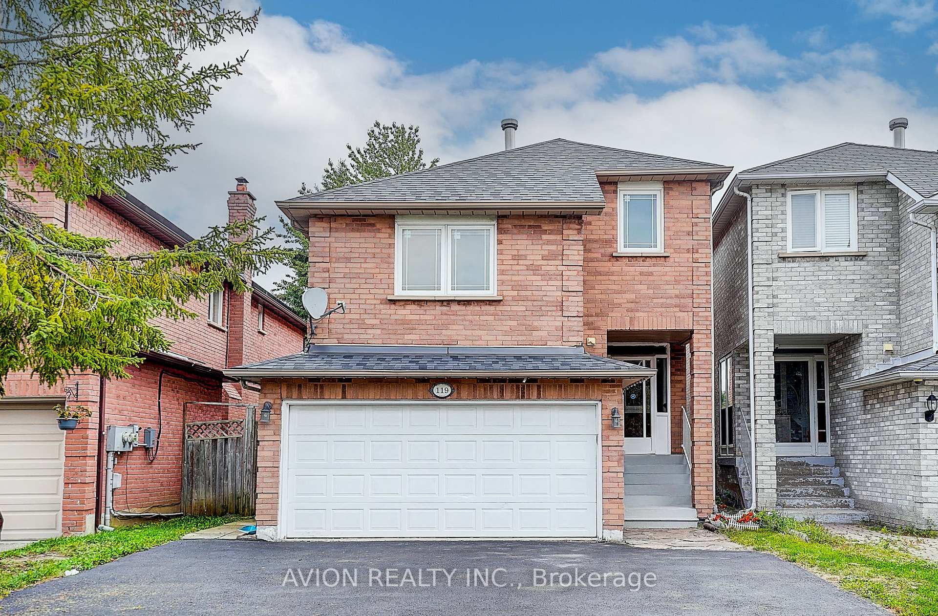 Photo 1 of 119 Mary Pearson Drive, Markham, Middlefield — HOMEH