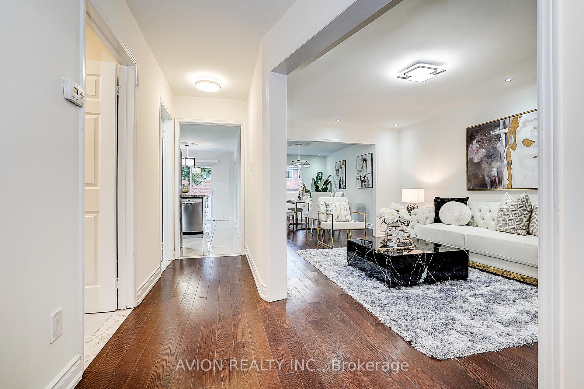Photo 15 of 119 Mary Pearson Drive, Markham, Middlefield — HOMEH