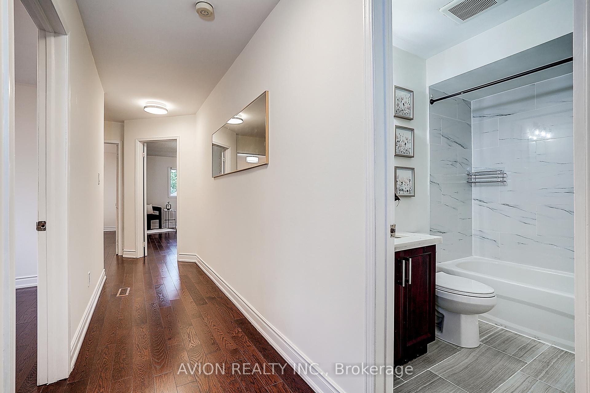 Photo 24 of 119 Mary Pearson Drive, Markham, Middlefield — HOMEH