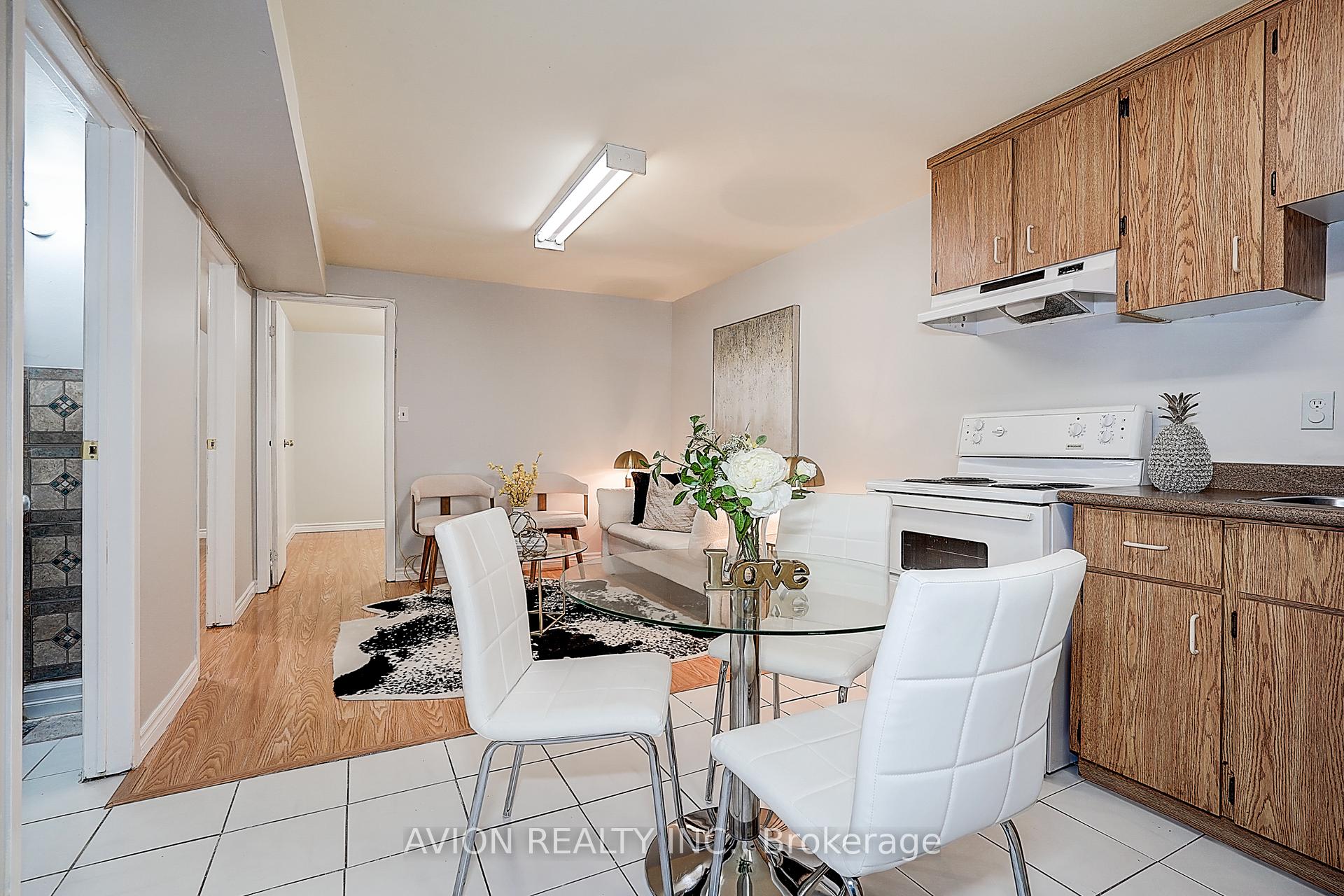 Photo 35 of 119 Mary Pearson Drive, Markham, Middlefield — HOMEH