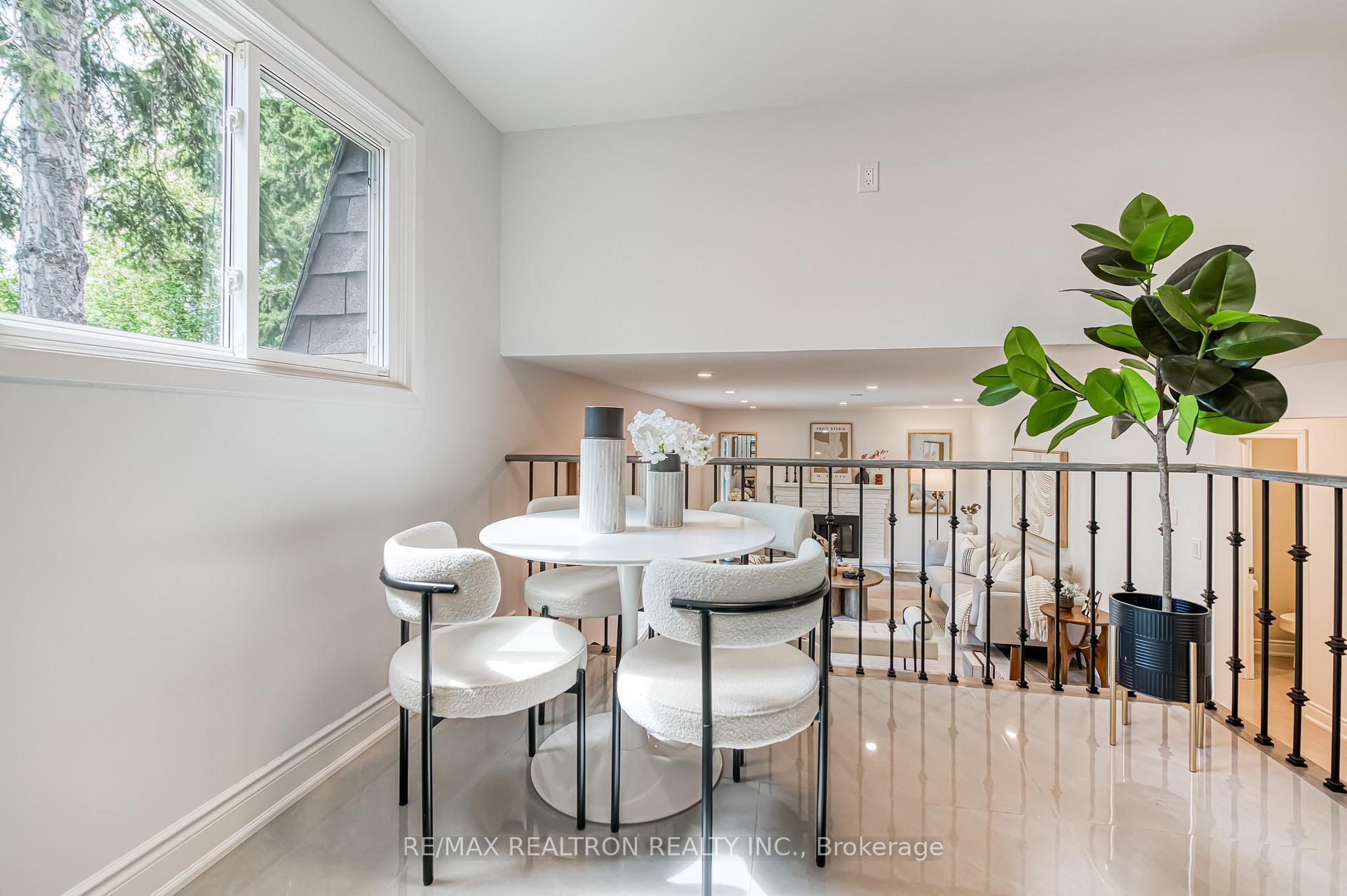 Photo 27 of 39 Ferrah Street, Markham, Unionville — HOMEH