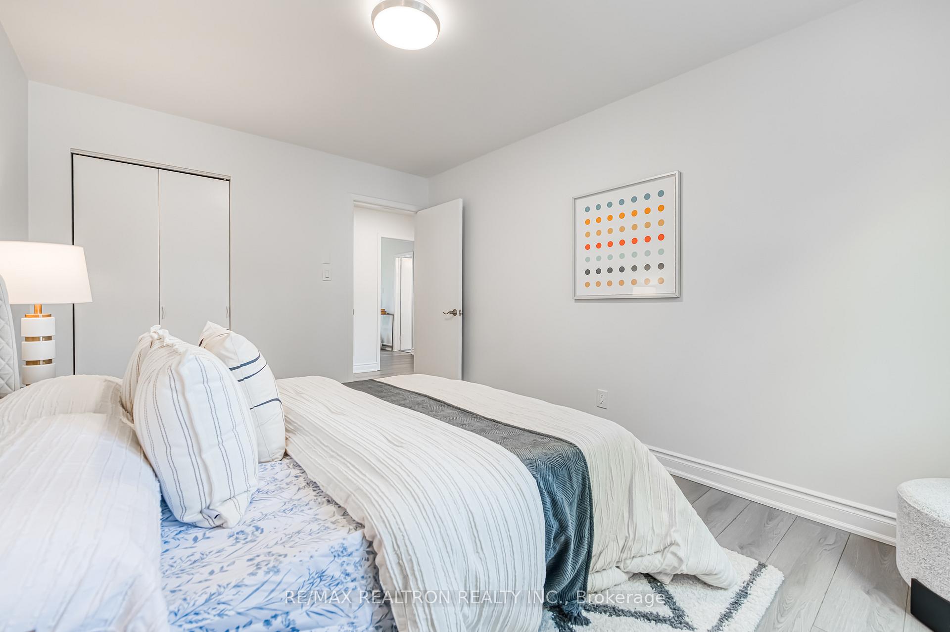 Photo 34 of 39 Ferrah Street, Markham, Unionville — HOMEH