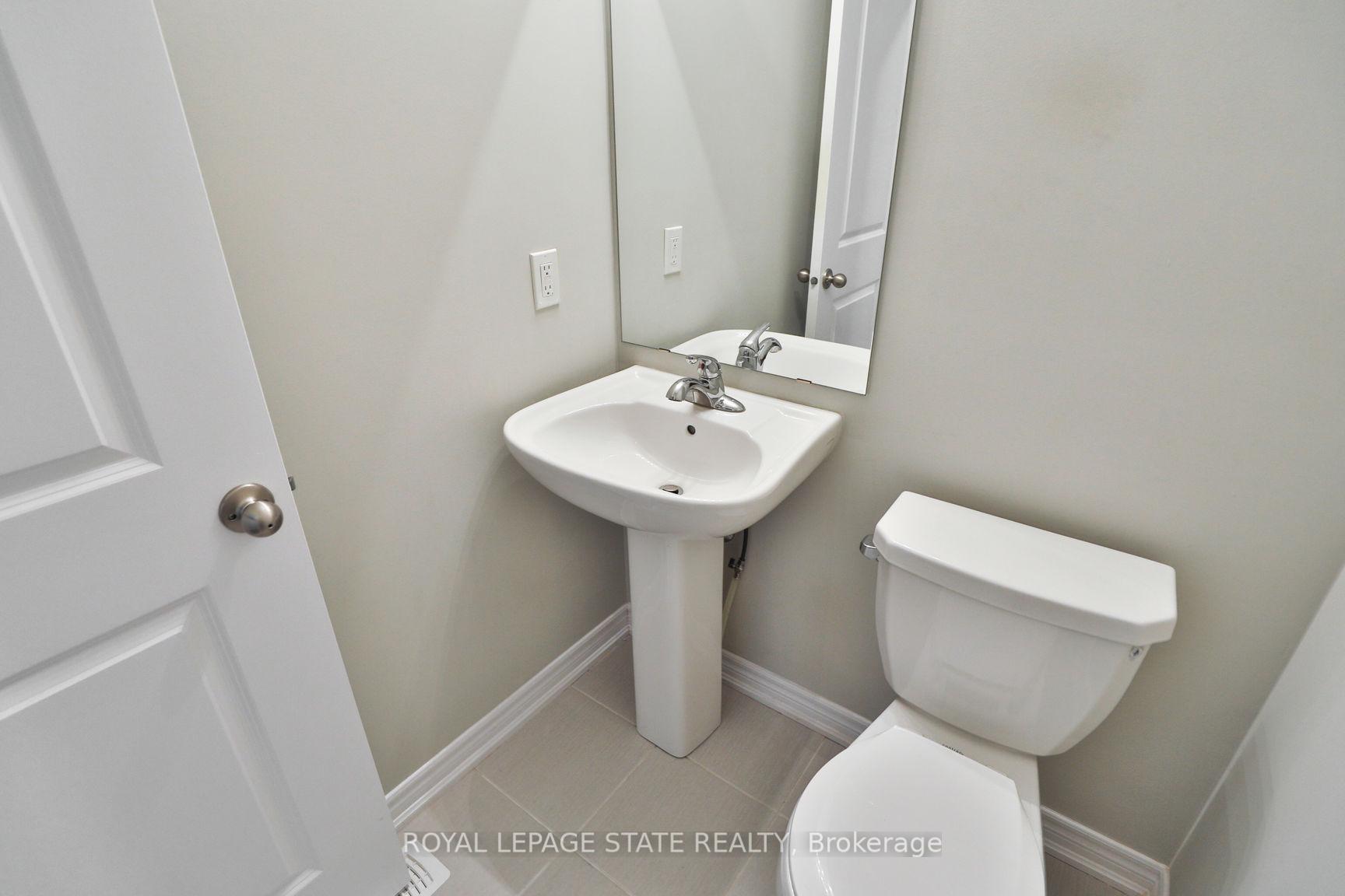 Photo 18 of 16 Zinfandel Drive, Hamilton, Stoney Creek — HOMEH
