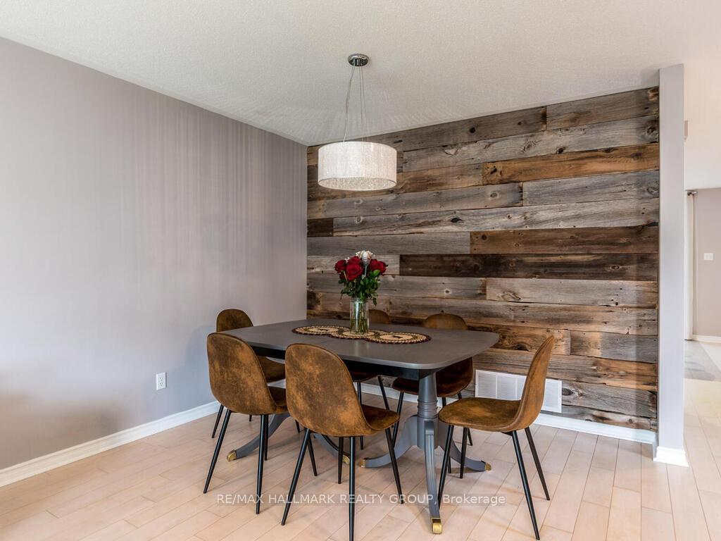 Photo 6 of 49 Grassy Plains Drive, Ottawa, Kanata - Emerald Meadows/Trailwest — HOMEH