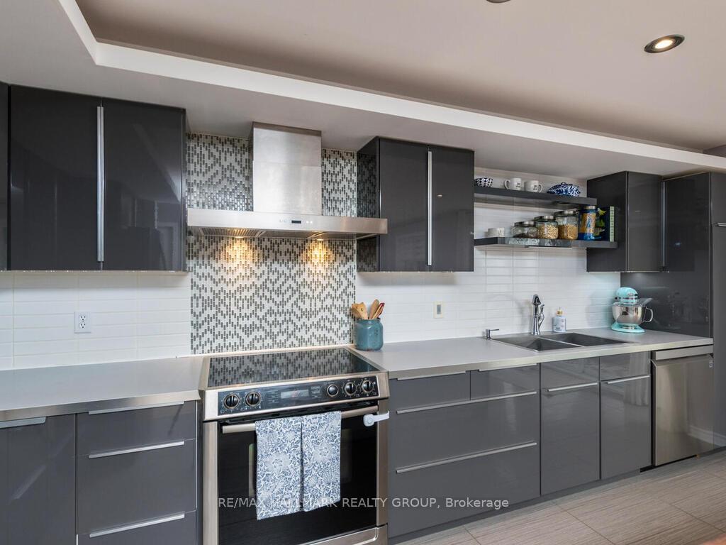 Photo 8 of 49 Grassy Plains Drive, Ottawa, Kanata - Emerald Meadows/Trailwest — HOMEH