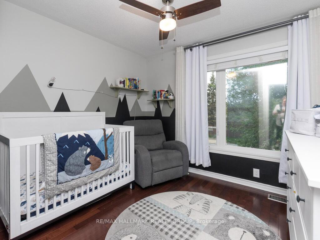 Photo 19 of 49 Grassy Plains Drive, Ottawa, Kanata - Emerald Meadows/Trailwest — HOMEH