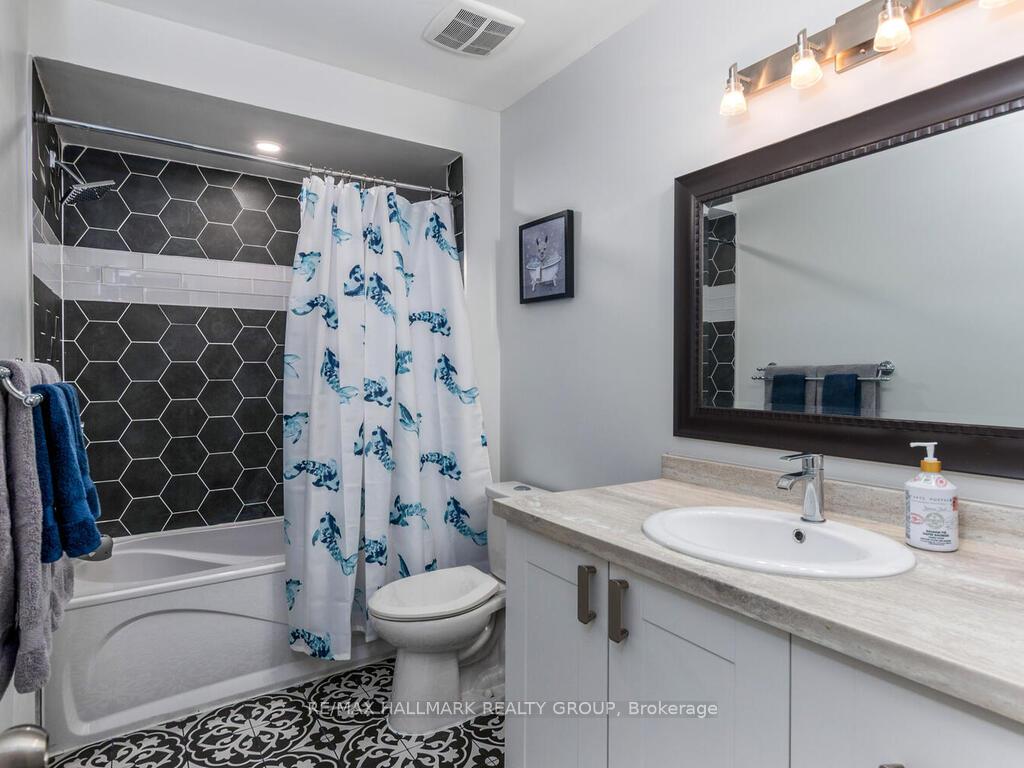 Photo 20 of 49 Grassy Plains Drive, Ottawa, Kanata - Emerald Meadows/Trailwest — HOMEH