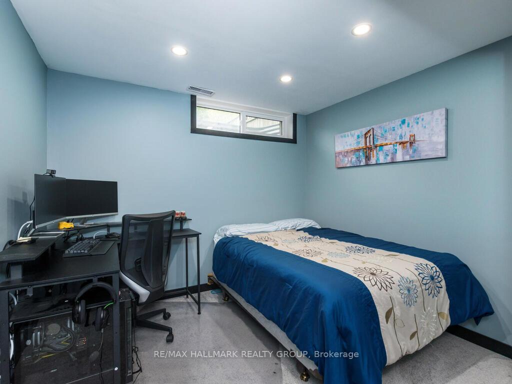 Photo 23 of 49 Grassy Plains Drive, Ottawa, Kanata - Emerald Meadows/Trailwest — HOMEH