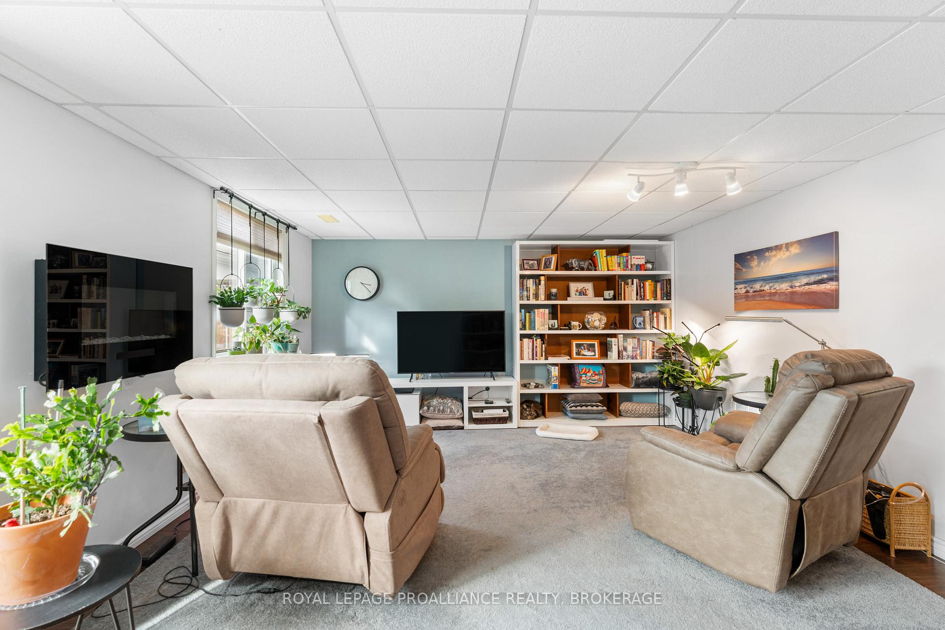 Photo 8 of 591 Tanner Drive, Kingston, East Gardiners Rd — HOMEH
