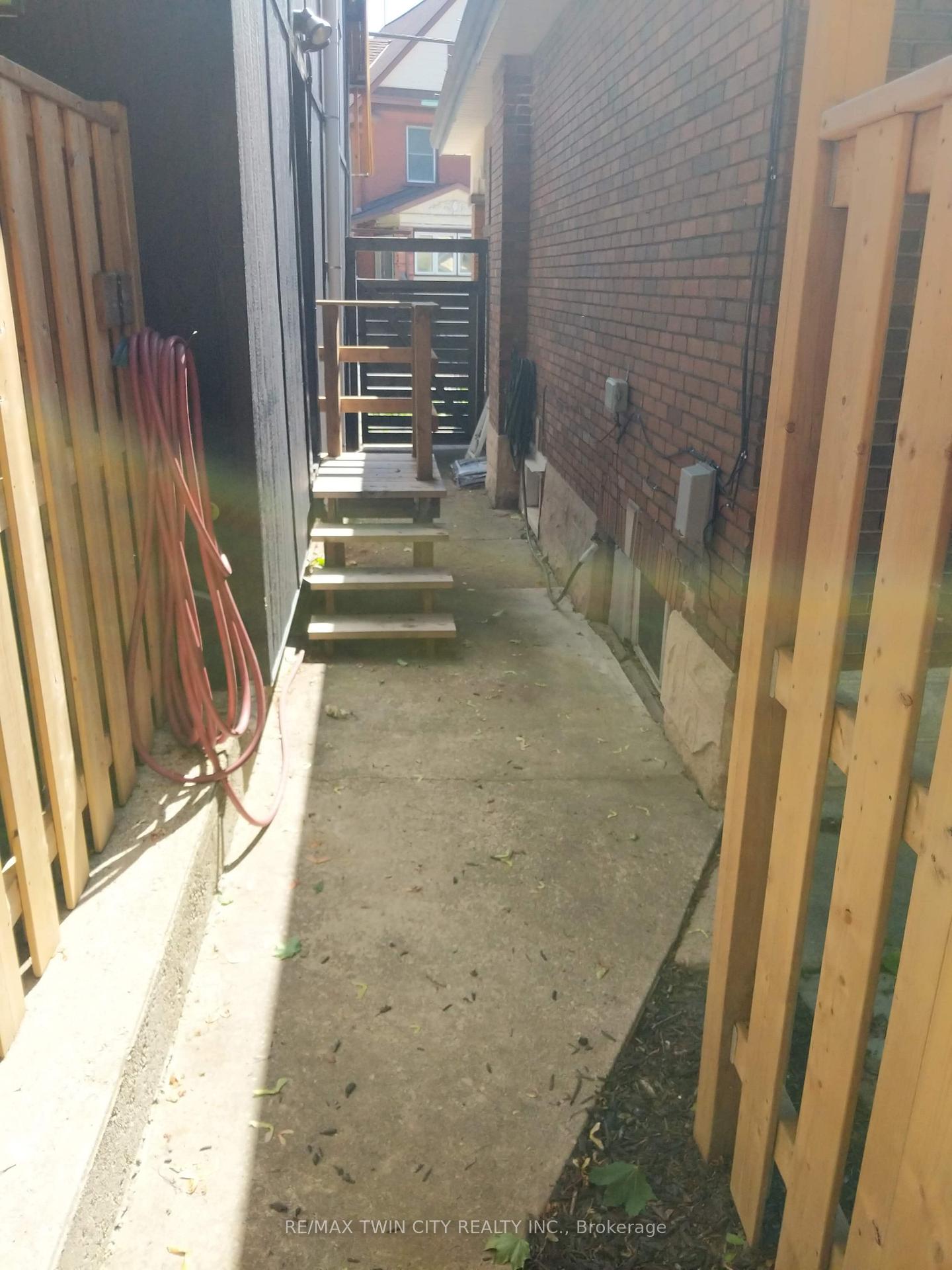 Photo 5 of 195 Lancaster Street E, Kitchener — HOMEH