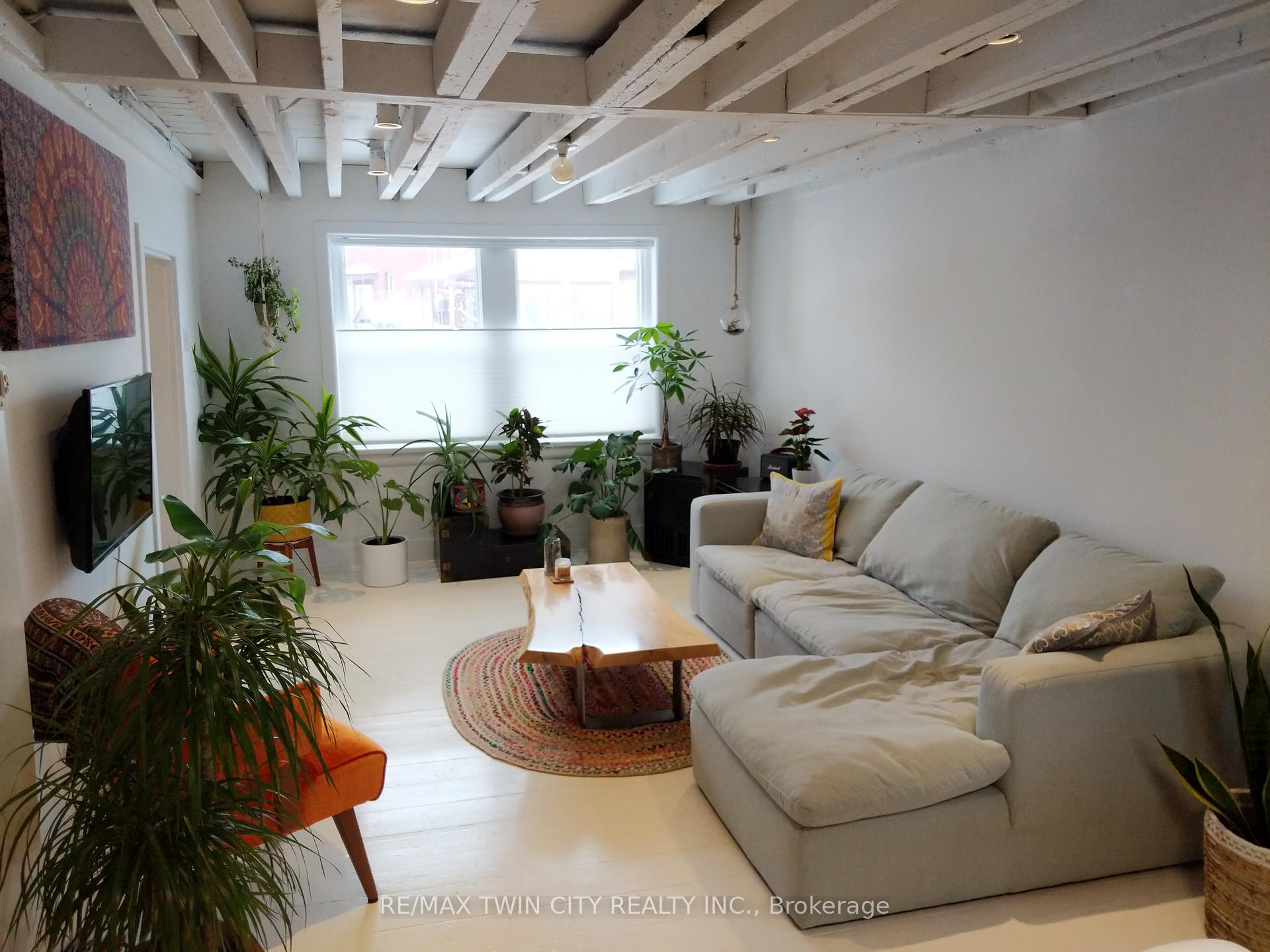 Photo 8 of 195 Lancaster Street E, Kitchener — HOMEH