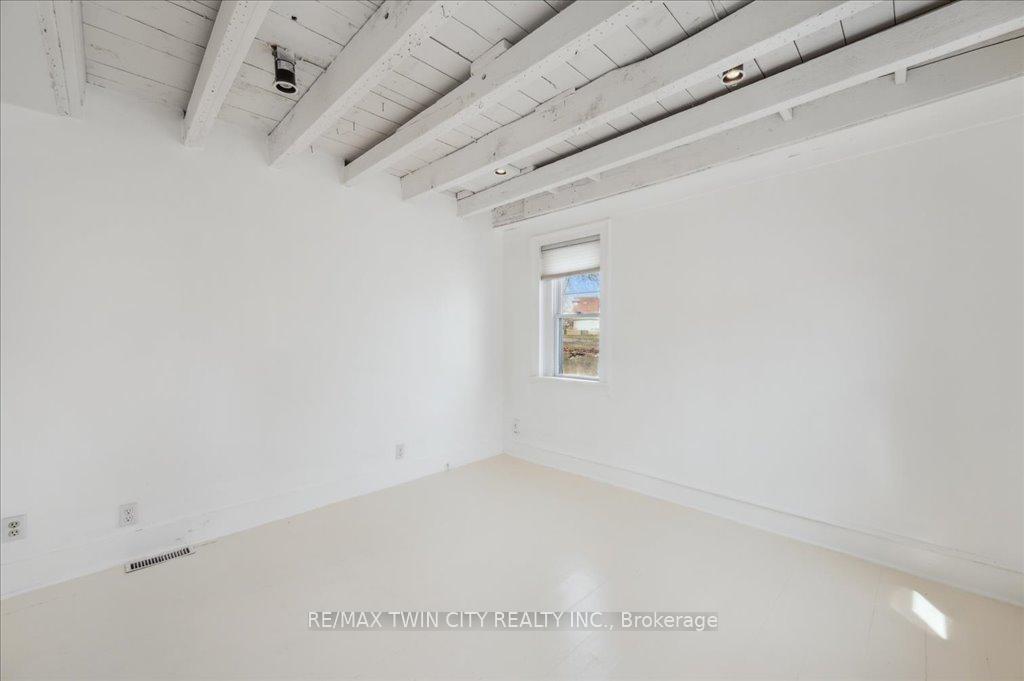 Photo 20 of 195 Lancaster Street E, Kitchener — HOMEH
