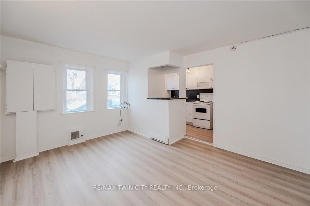 Photo 37 of 195 Lancaster Street E, Kitchener — HOMEH
