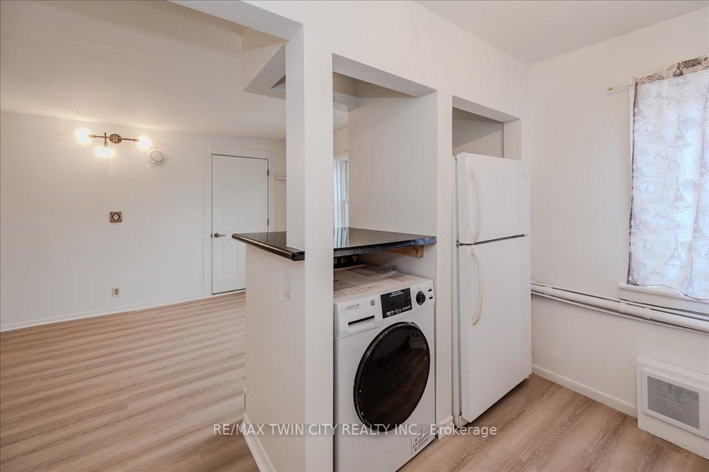 Photo 38 of 195 Lancaster Street E, Kitchener — HOMEH