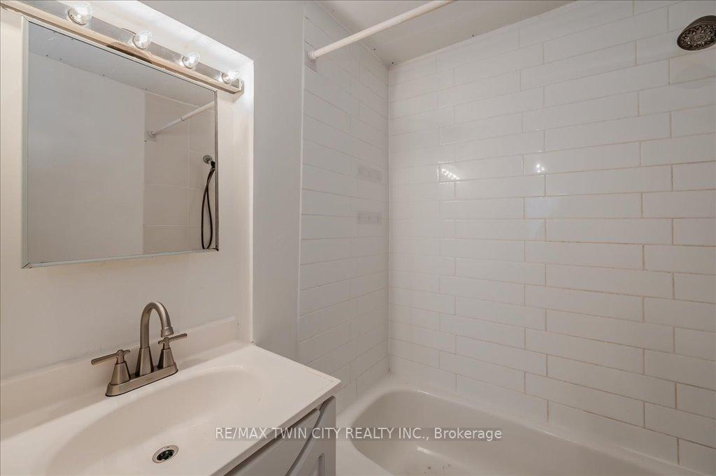 Photo 43 of 195 Lancaster Street E, Kitchener — HOMEH