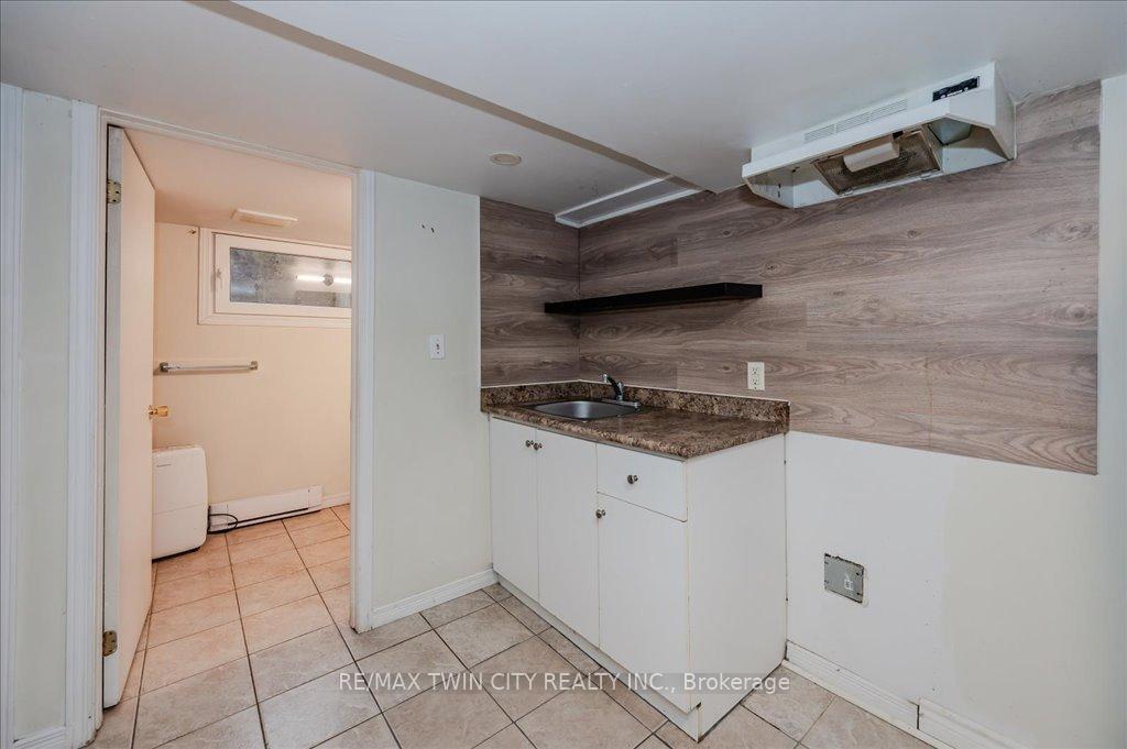 Photo 48 of 195 Lancaster Street E, Kitchener — HOMEH