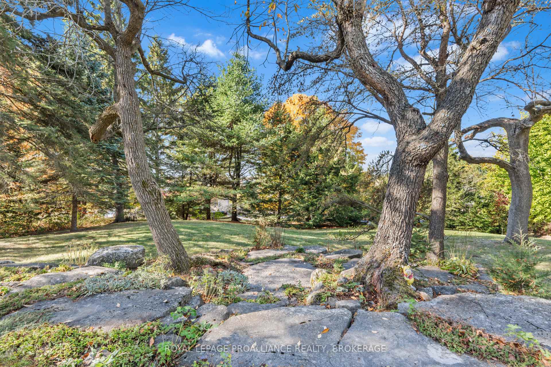 Photo 38 of 1125 Lincoln Drive, Kingston, South of Taylor-Kidd Blvd — HOMEH