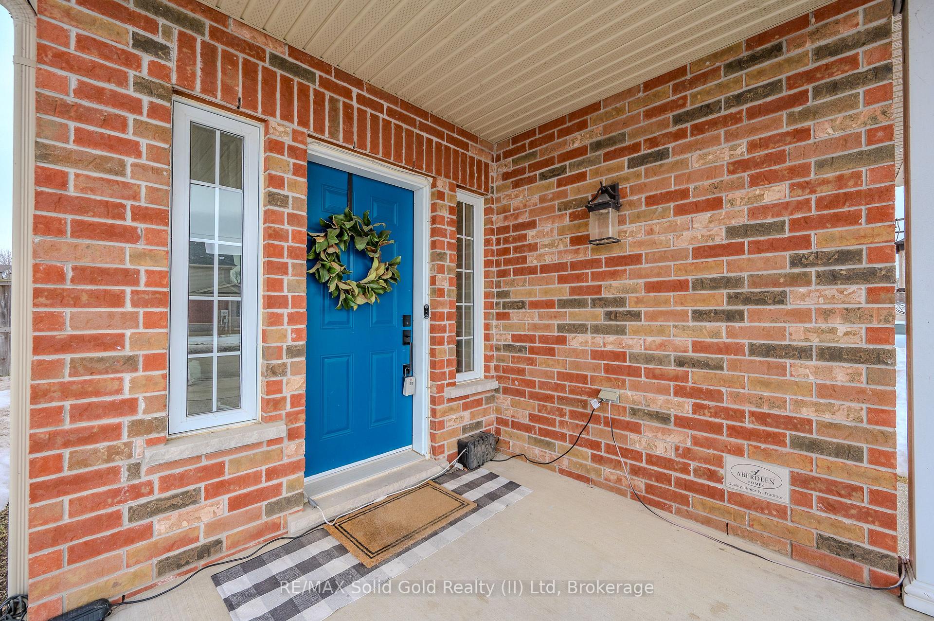 Photo 5 of 1267 Old Zeller Drive, Kitchener — HOMEH