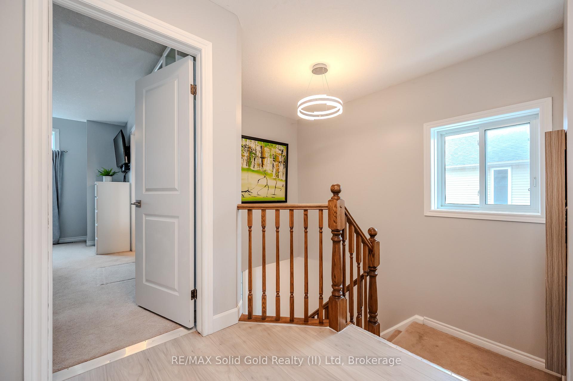 Photo 20 of 1267 Old Zeller Drive, Kitchener — HOMEH