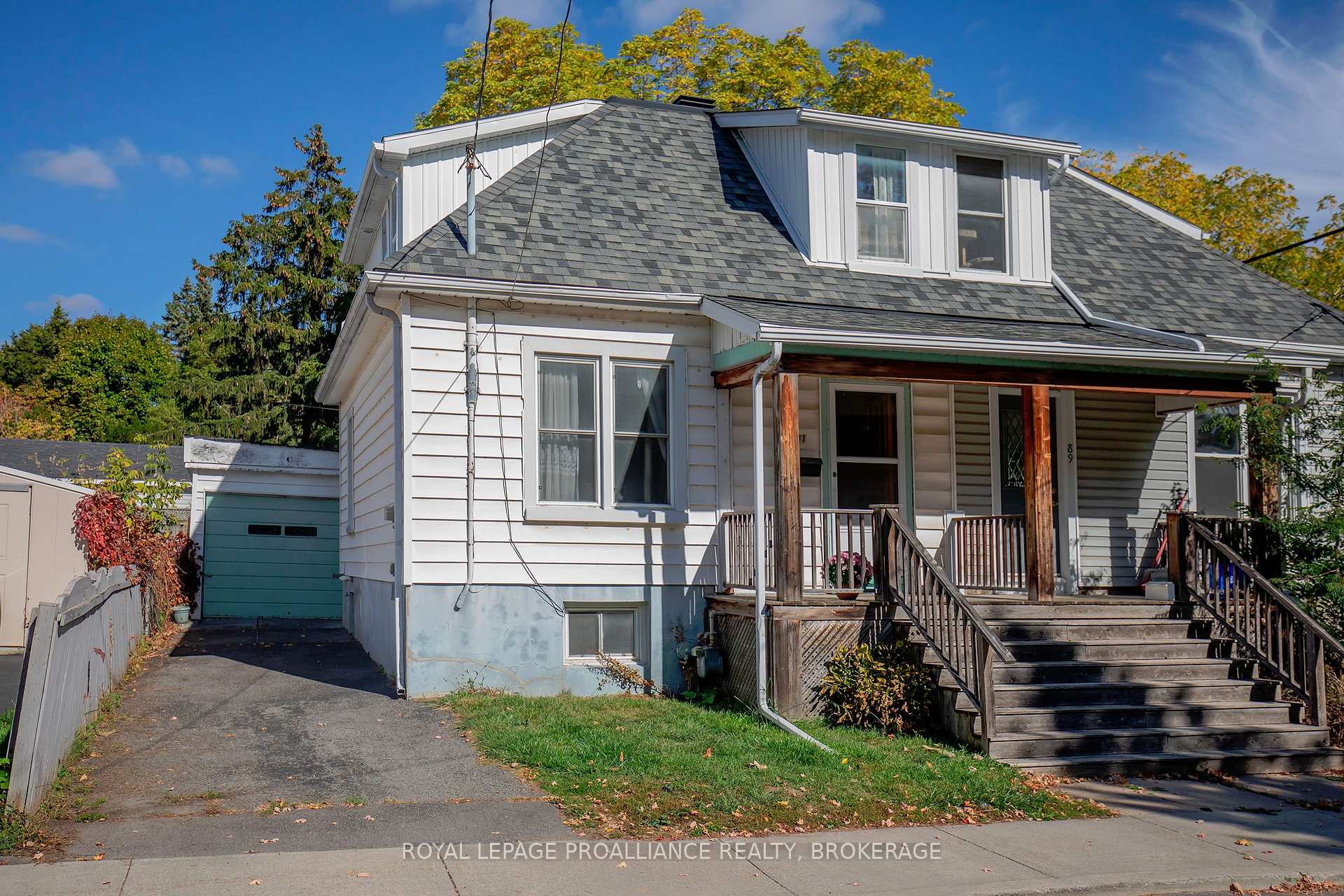 Photo 2 of 91 Hamilton Street, Kingston, East of Sir John A. Blvd — HOMEH