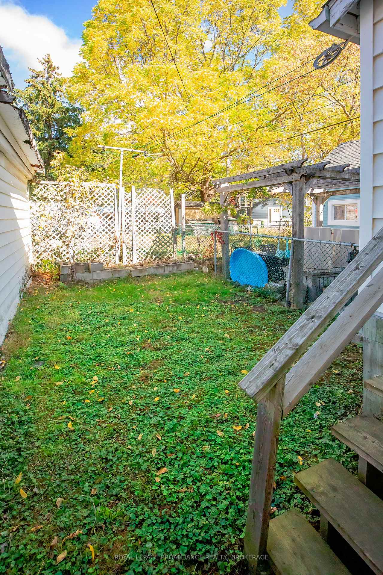 Photo 23 of 91 Hamilton Street, Kingston, East of Sir John A. Blvd — HOMEH