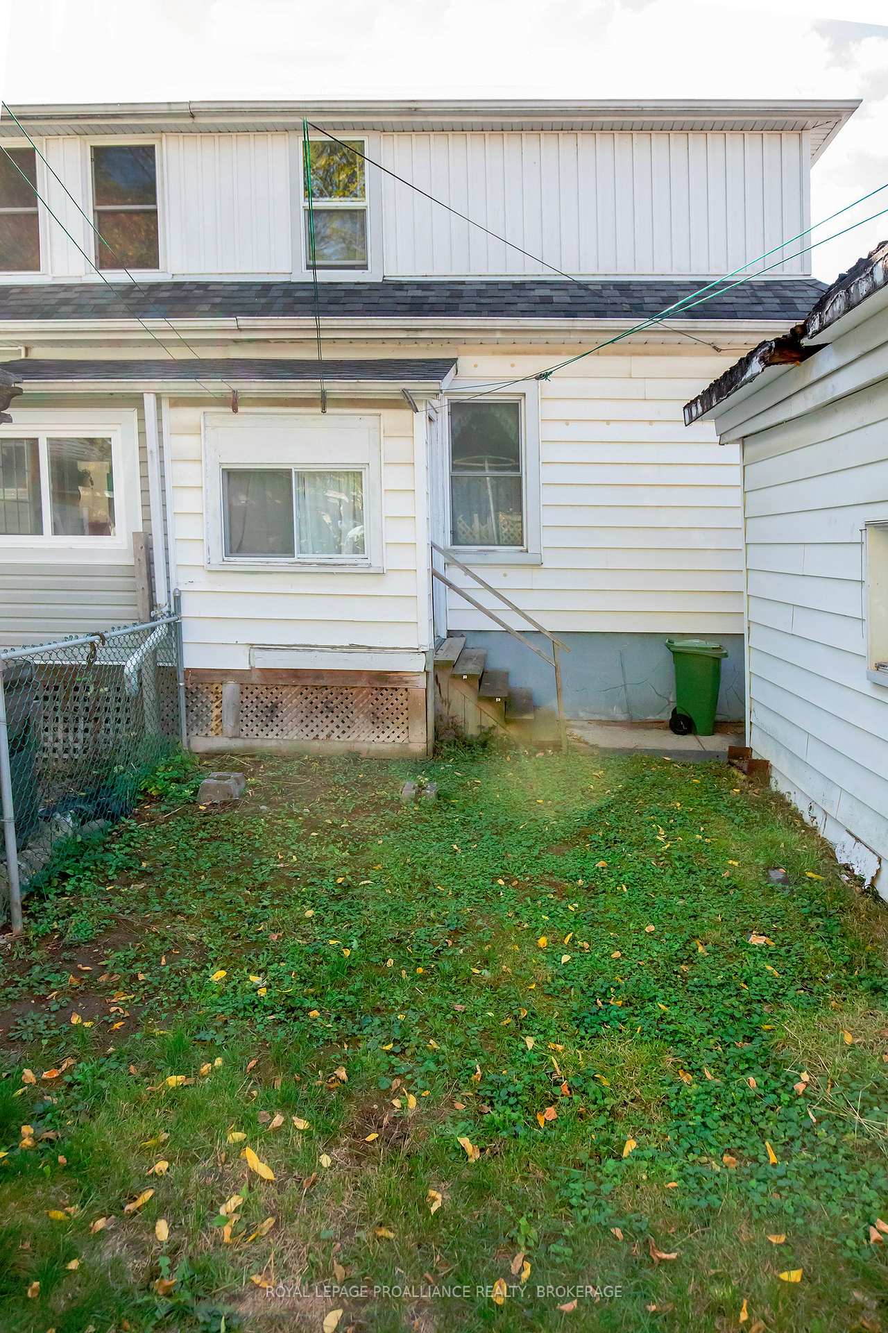 Photo 24 of 91 Hamilton Street, Kingston, East of Sir John A. Blvd — HOMEH