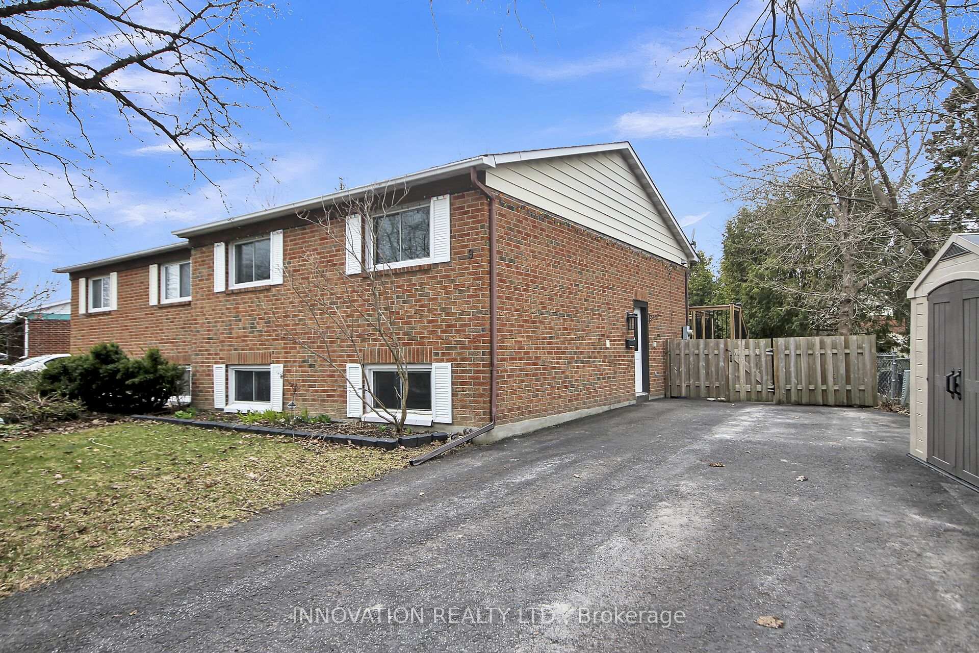Photo 1 of 9 Spearman Lane, Ottawa, Kanata - Glencairn/Hazeldean — HOMEH
