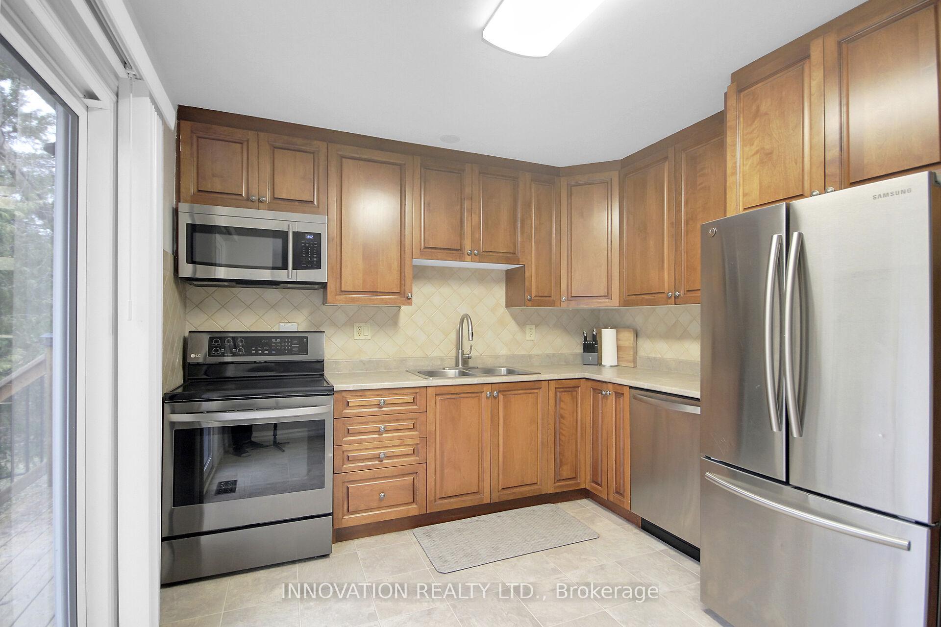 Photo 13 of 9 Spearman Lane, Ottawa, Kanata - Glencairn/Hazeldean — HOMEH