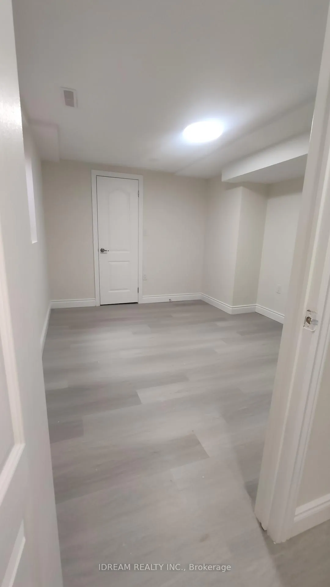 Photo 7 of Unit Bsmt, 528 Hayward Crescent, Milton, Timberlea — HOMEH