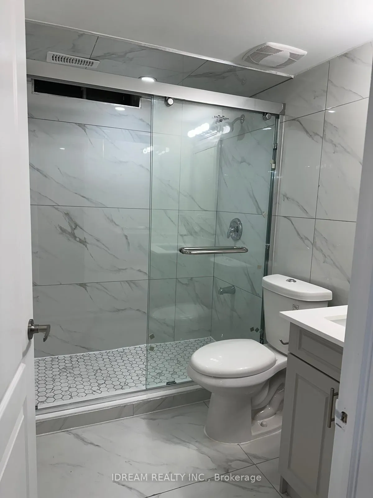 Photo 11 of Unit Bsmt, 528 Hayward Crescent, Milton, Timberlea — HOMEH
