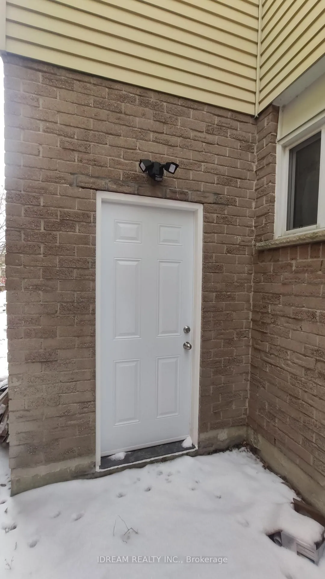 Photo 15 of Unit Bsmt, 528 Hayward Crescent, Milton, Timberlea — HOMEH