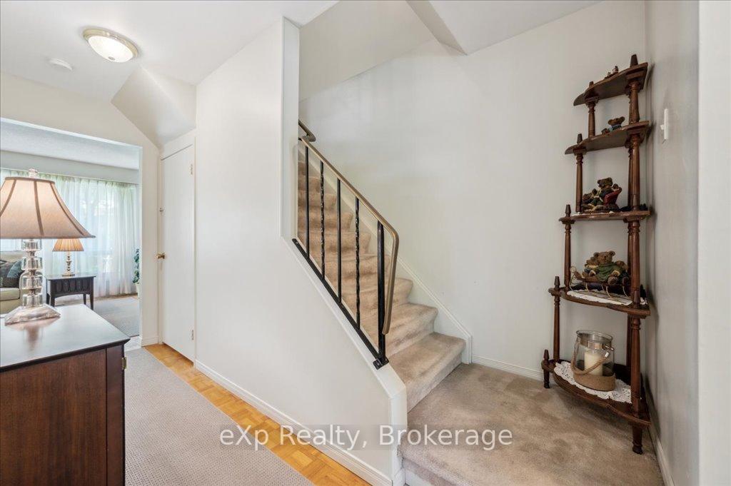 Photo 9 of 133 Ingleside Drive, Kitchener — HOMEH