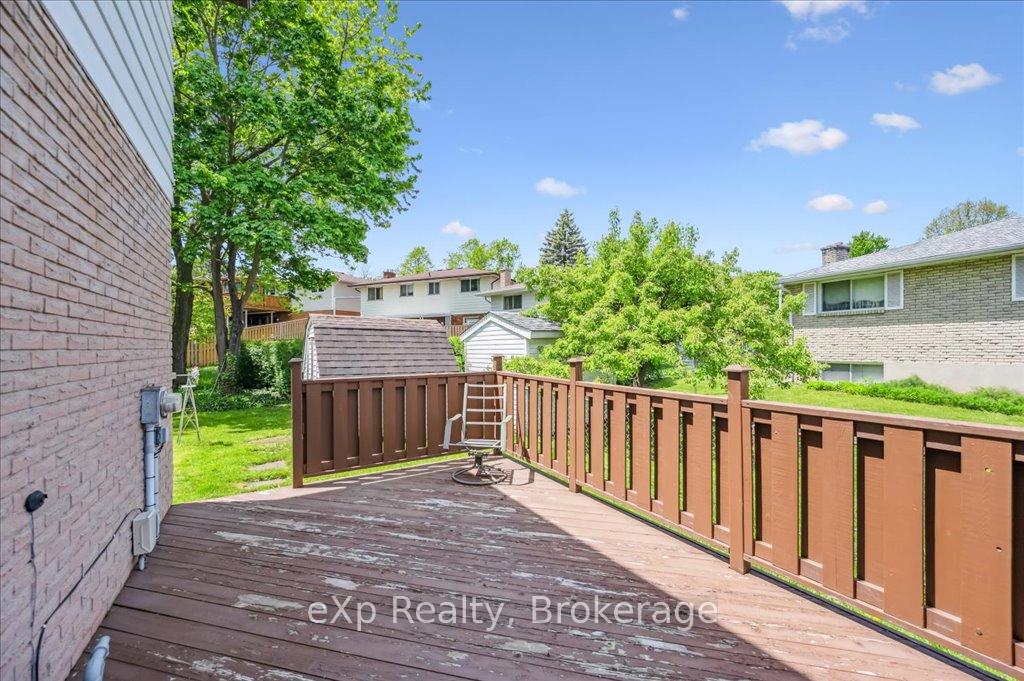 Photo 17 of 133 Ingleside Drive, Kitchener — HOMEH