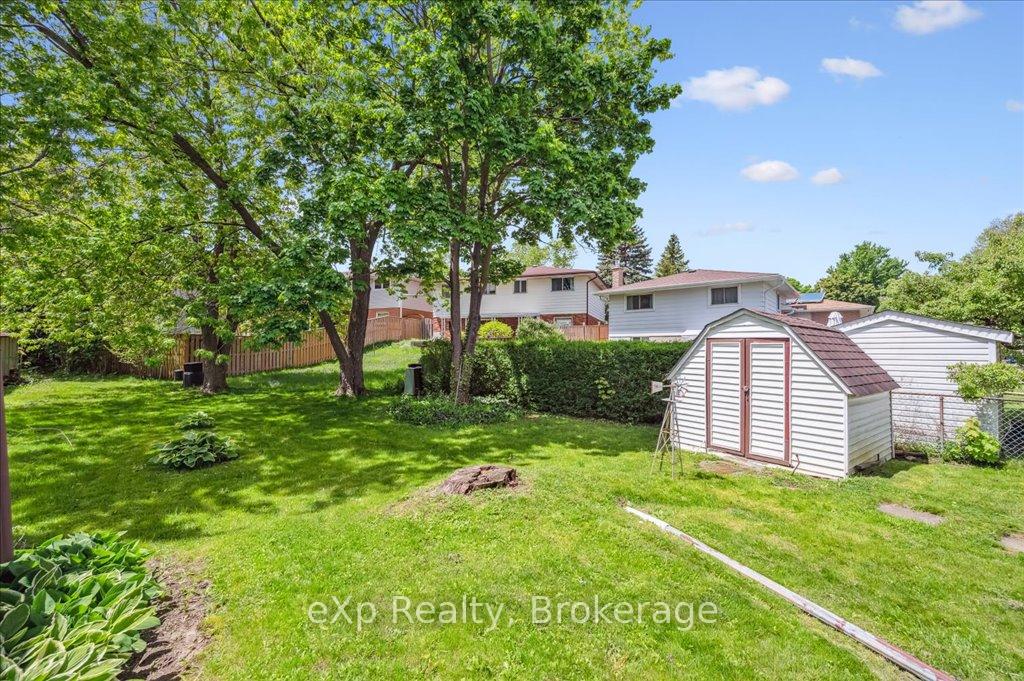 Photo 19 of 133 Ingleside Drive, Kitchener — HOMEH
