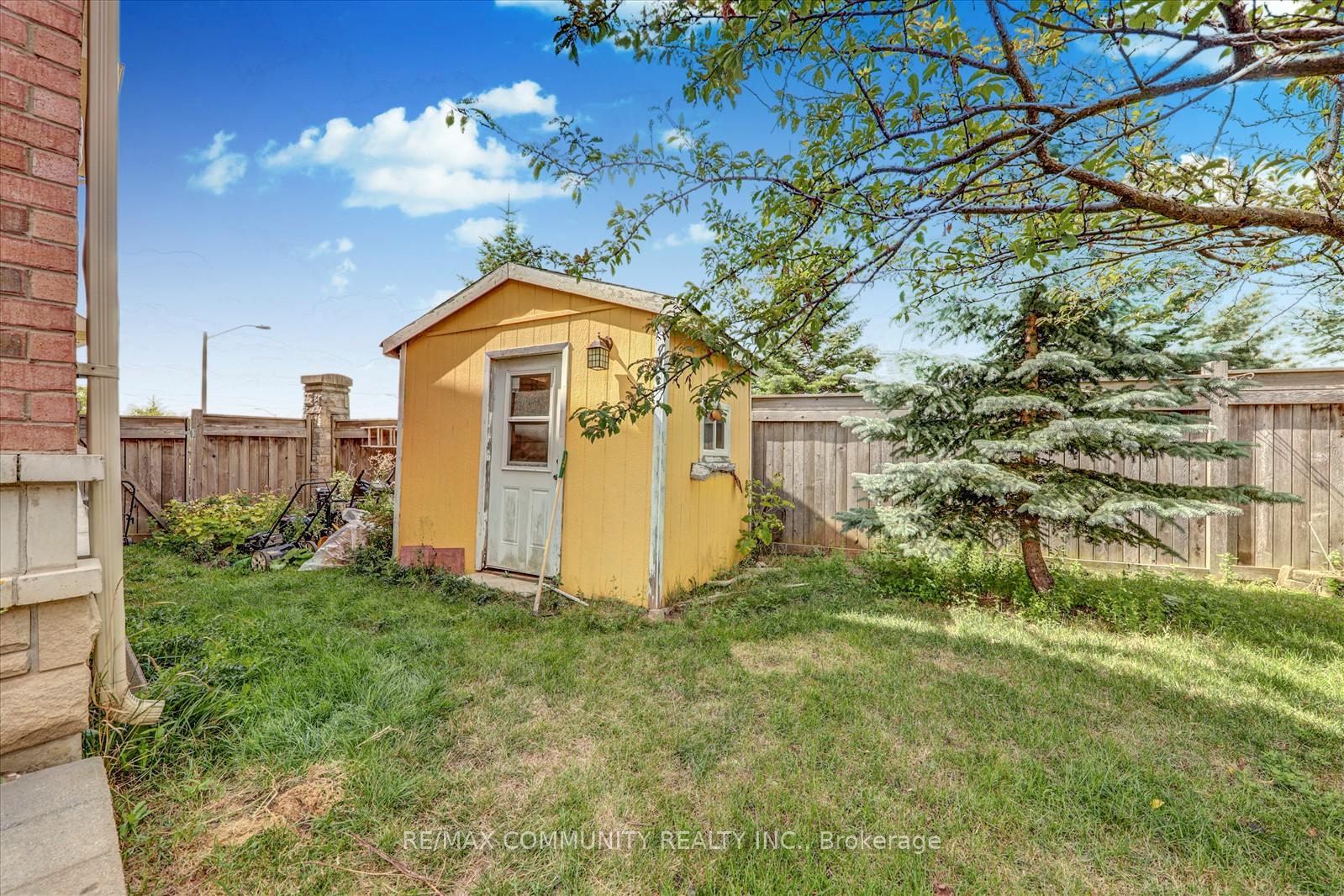 Photo 33 of 37 Condarcuri Crescent, Markham, Box Grove — HOMEH